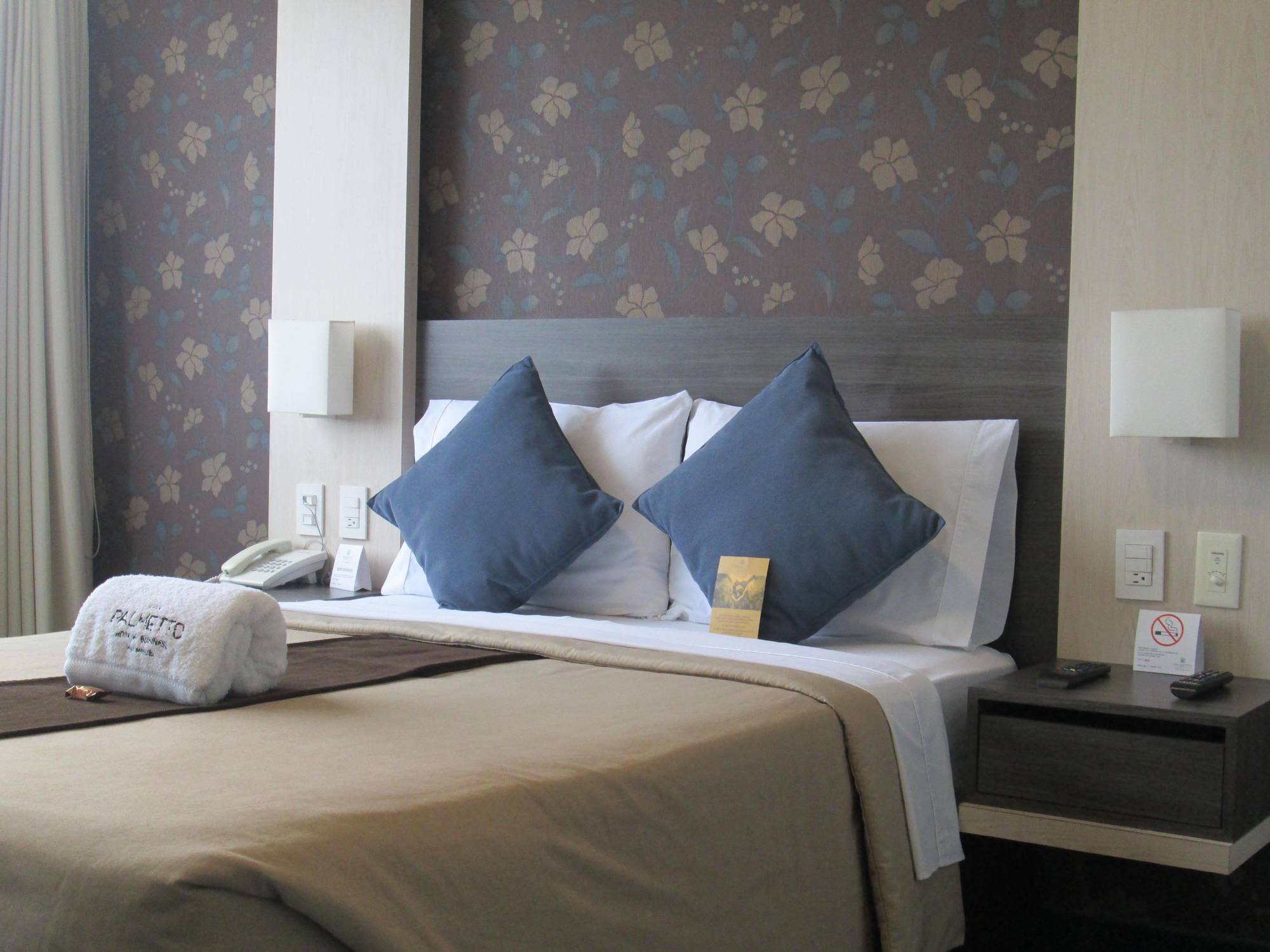 Palmetto Hotel Business San Miguel Lima Buitenkant foto
